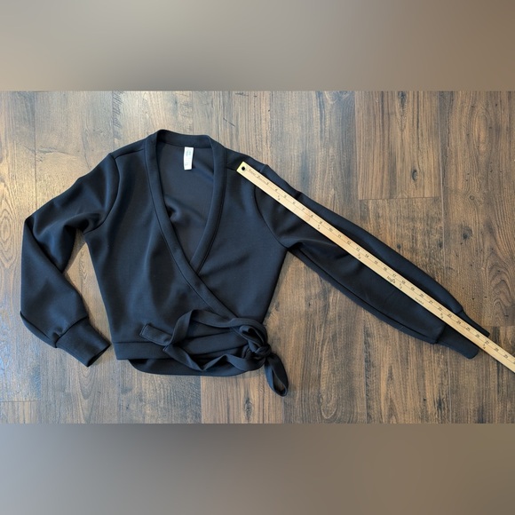 Spanx Women’s Air Essential Ballet Wrap Black Size Small - Picture 12 of 12